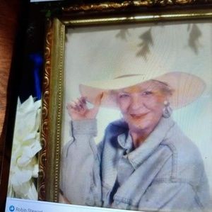 Meet your Posher, Robin